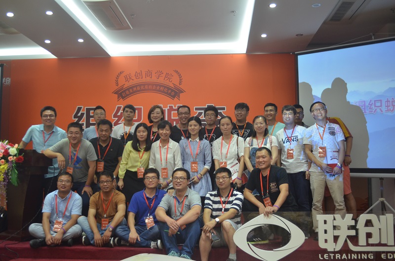 1532938460109356.jpg 20180711V2ZVR84H2V.jpg